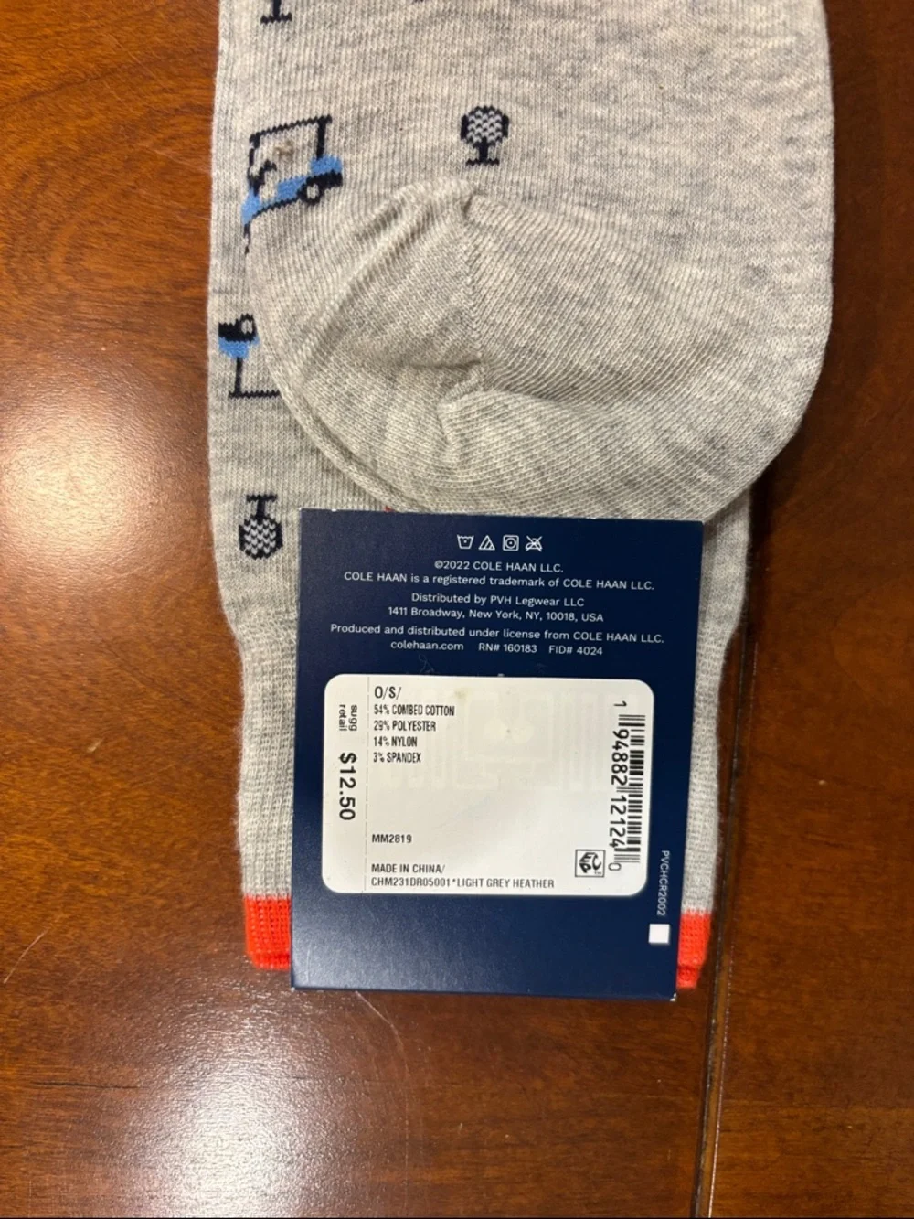 Cole Haan Light Gray Dress Crew Socks with Golf‎ Ball & Golf Cart Motif. NEW